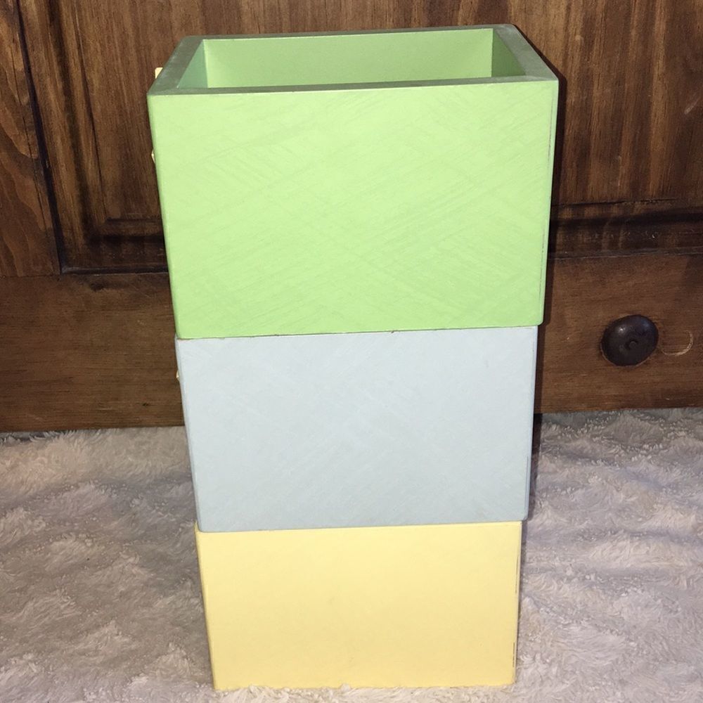 PotteryâBarn KidsâStorageâBoxes - Picture 6 of 9